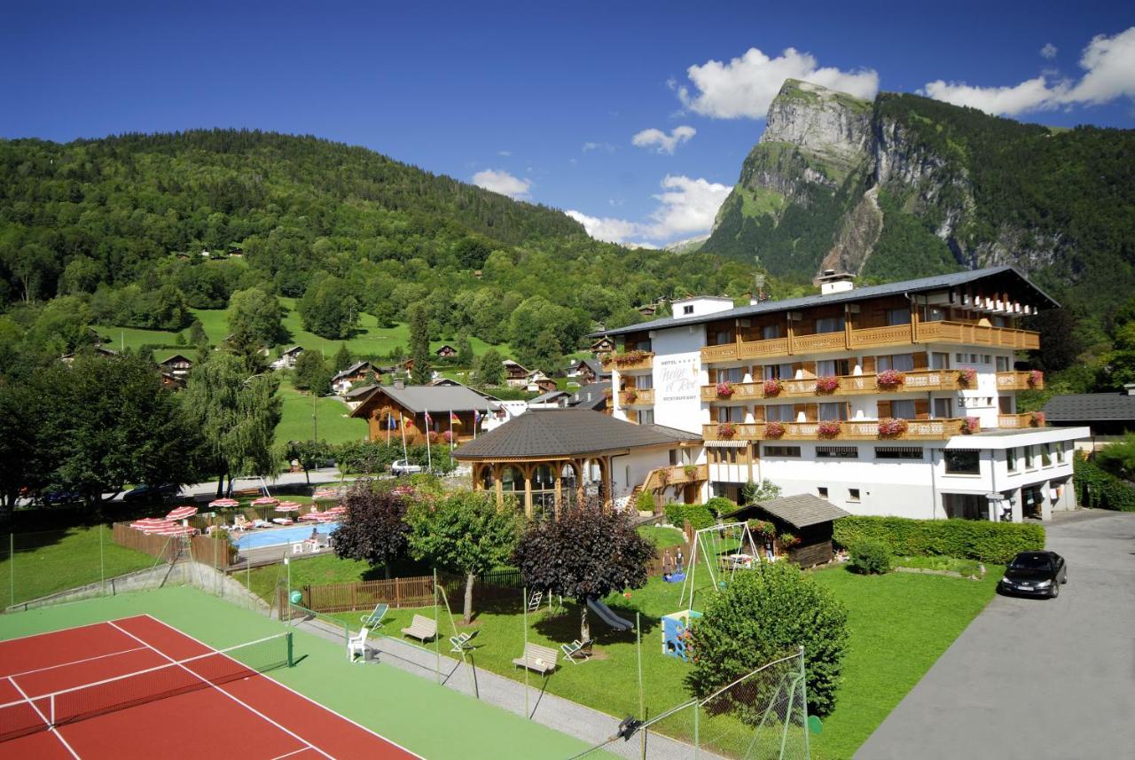 Chalet-Hôtel Neige et Roc, The Originals Relais  Samoëns Buitenkant foto