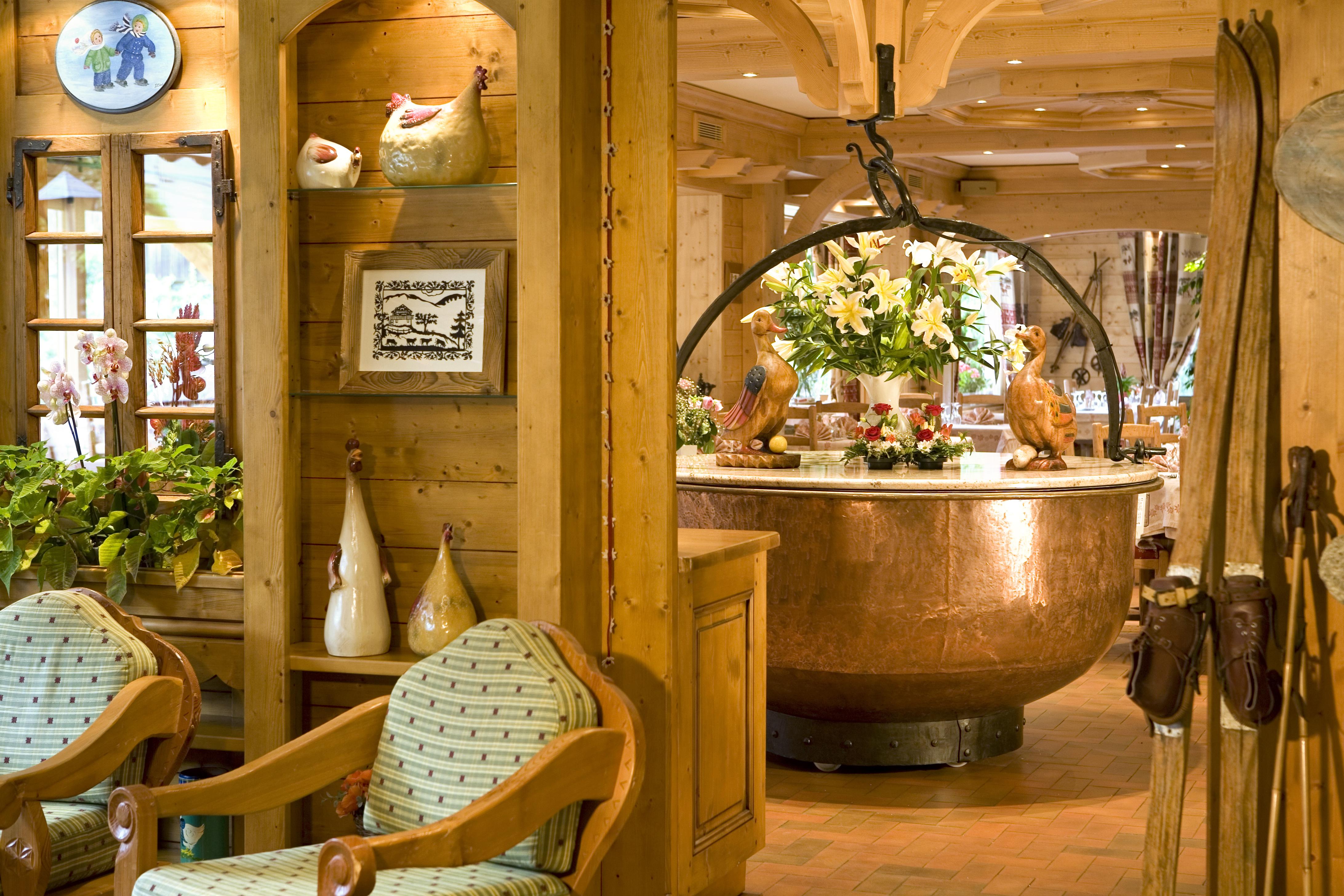 Chalet-Hôtel Neige et Roc, The Originals Relais  Samoëns Buitenkant foto