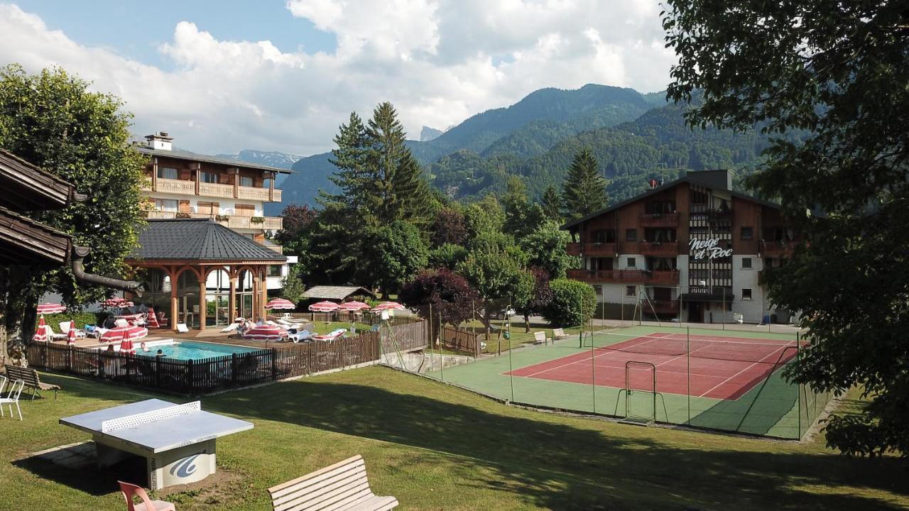 Chalet-Hôtel Neige et Roc, The Originals Relais  Samoëns Buitenkant foto